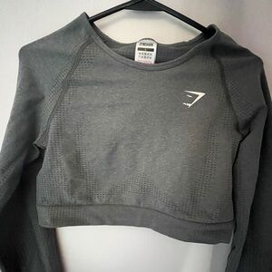 Gym Shark Long Sleeve Crop top 🦈
